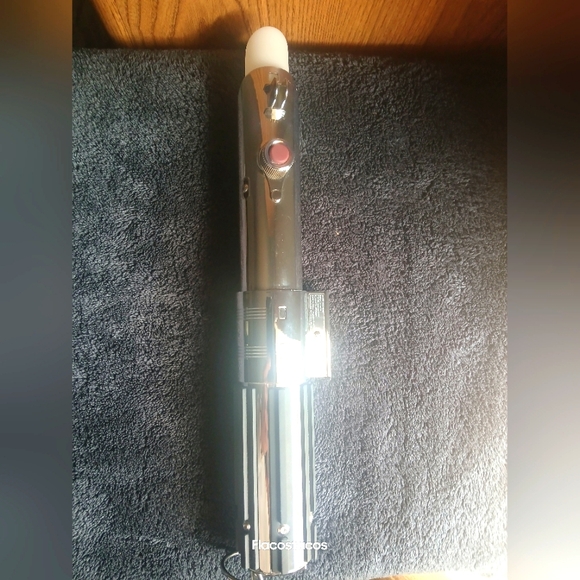 Star Wars Lenovo Lightsaber for AR Headset - Picture 3 of 10